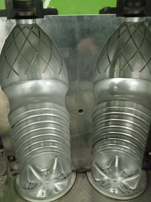 Пресс форма для ПЭТ тары