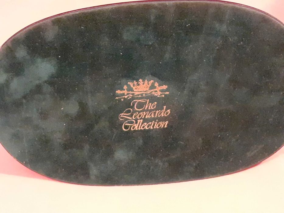 Фигура "Седналата дама"