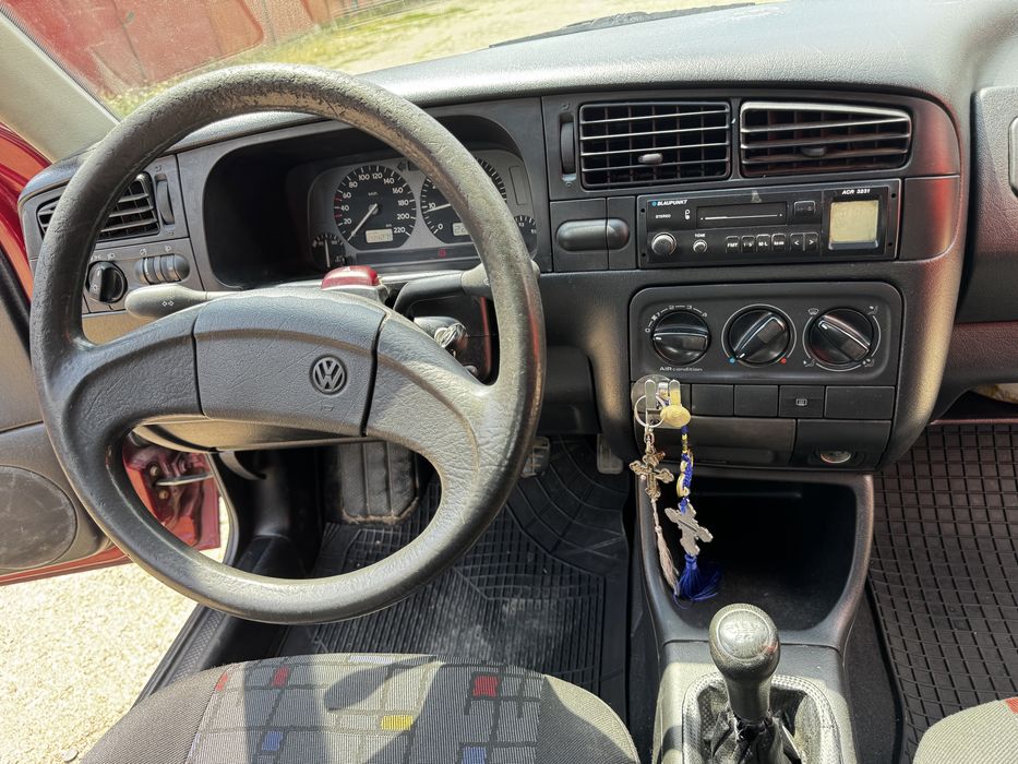 Volkswagen Golf 3 an 1995 motor benzina 1.4MPI