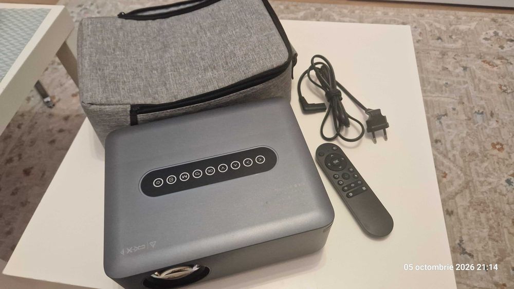 Video proiector FullHD 1080P, 12.000 lumeni, Android