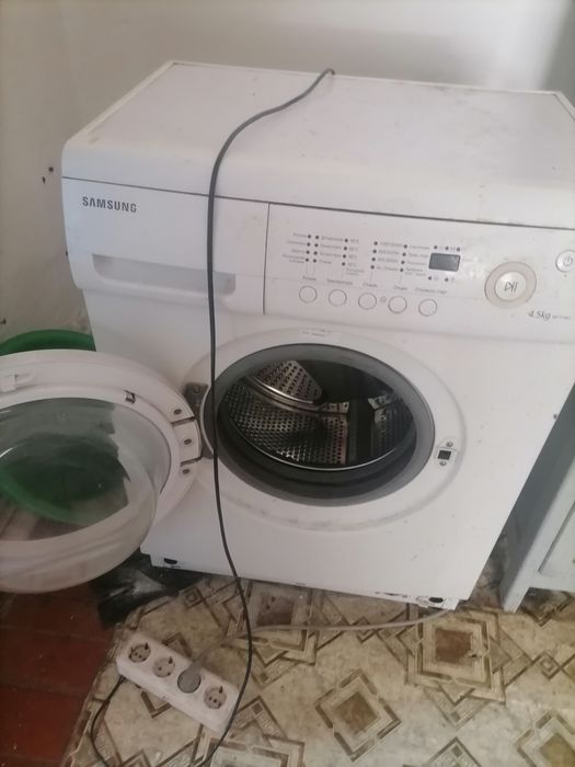 Продаю стирнаймашина
