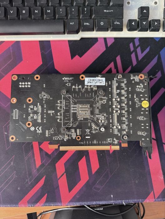 Placa video rx6600