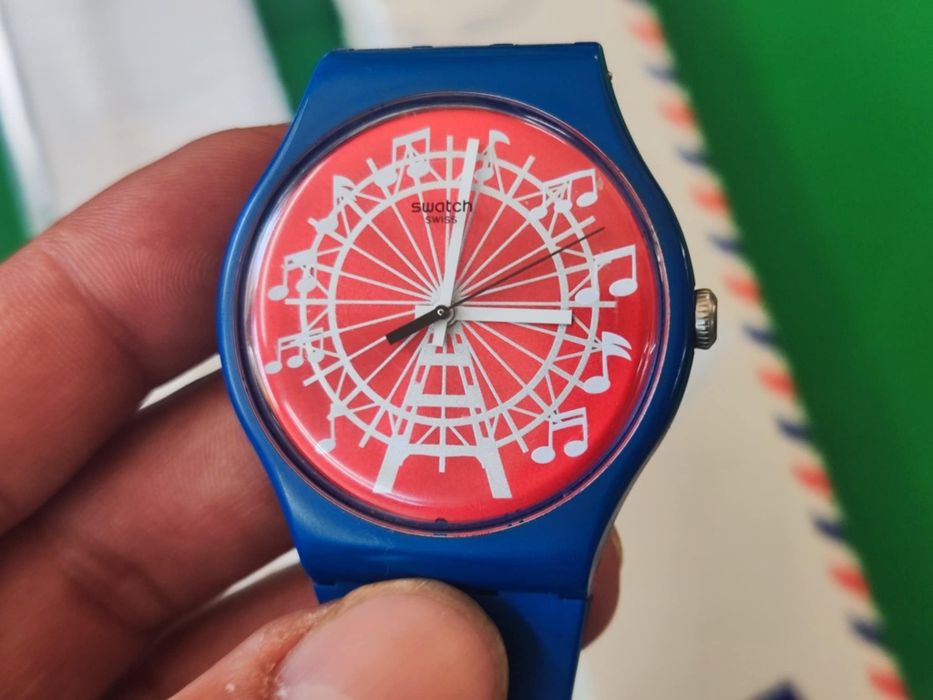 Кварцов часовник Swatch prater melodies 2016 г