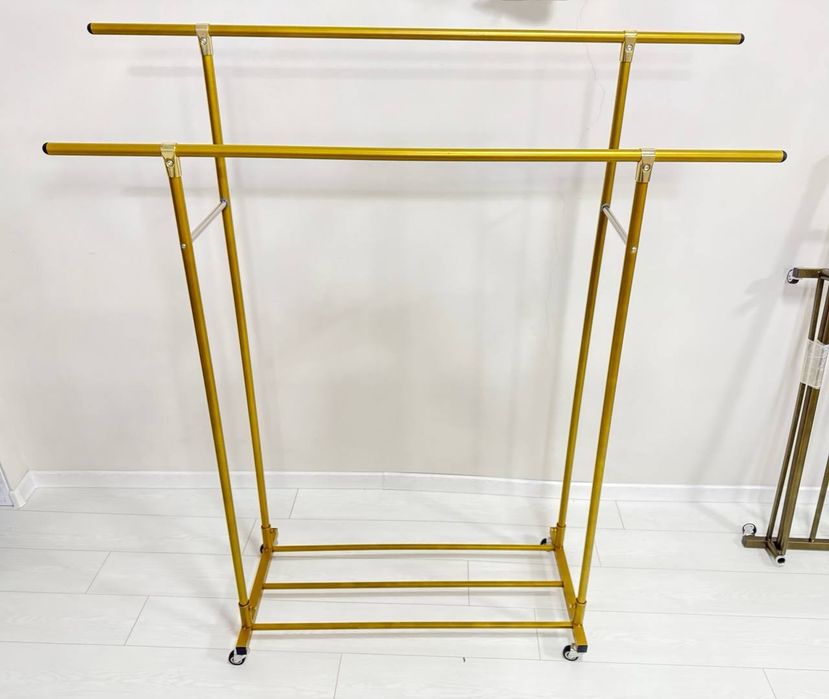 Гардероб вешалка