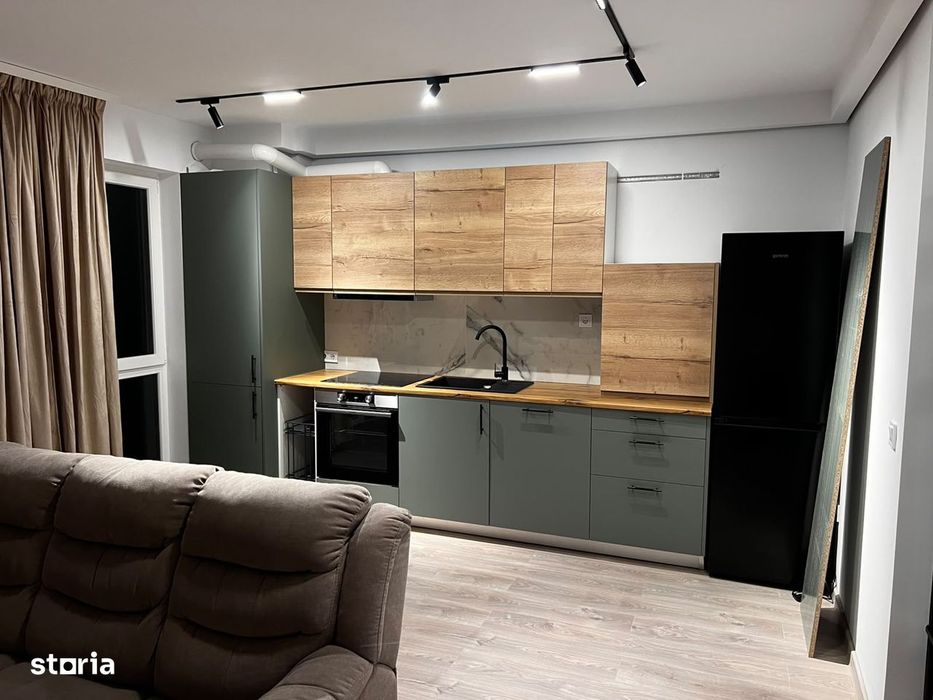 Apartament 3 camere, 60mp + 4mp balcon, parcare subterana, Eroilor