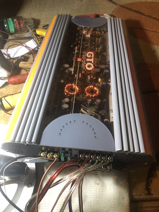 Amplificatoare , Subwofere si difuzoare auto