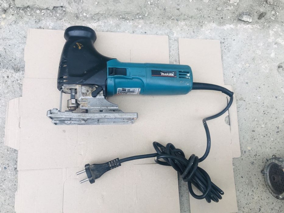 Pendular Soricel Makita 4341-CT 720w