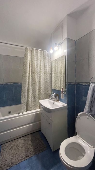 Persoana fizica inchiriz apartament 3 camere zona piata dacia