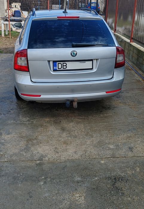Scoda Octavia 2 facelift combi