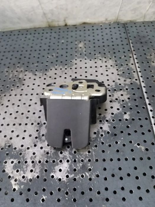 Broasca haion skoda fabia 3 5e 5e0827505