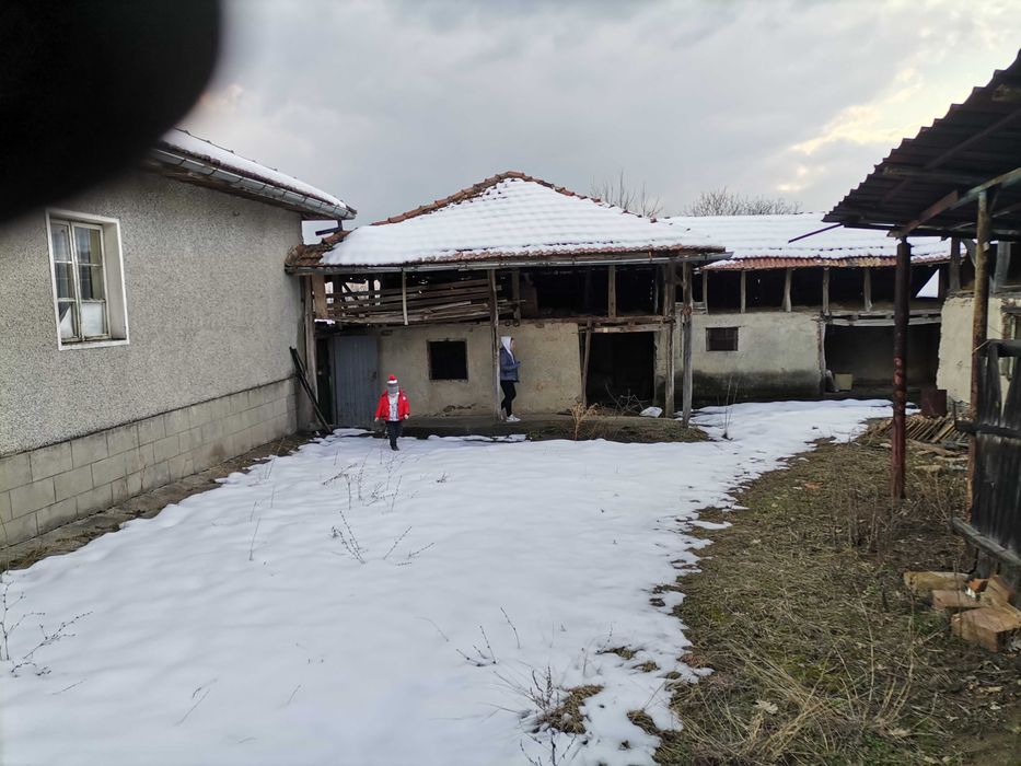 Продава се Къща в Антоново - 150 кв.м за 200 €/кв.м - Снимка #3