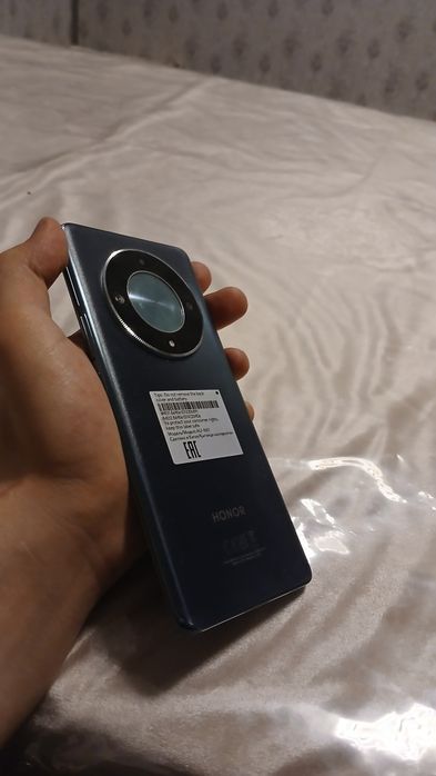 Honor X9B holati ideal