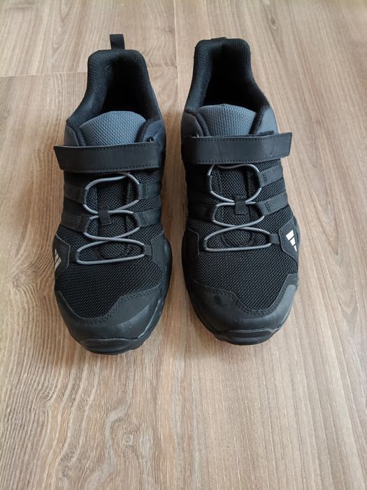 Кроссовки Adidas terex 40 размер