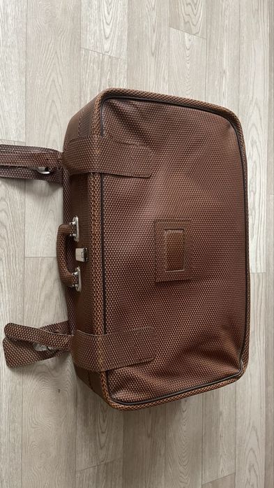 Чемодан кожаный чехия