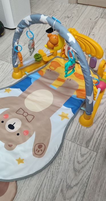 Продам  детский развивающий коврик