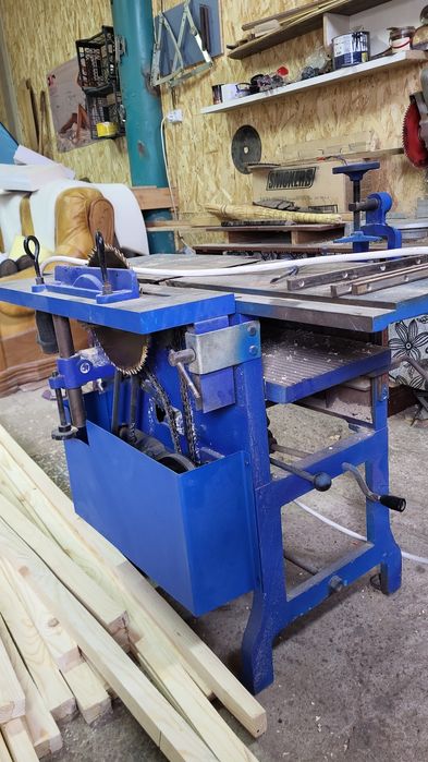 Деревообрабатывающий сттанок