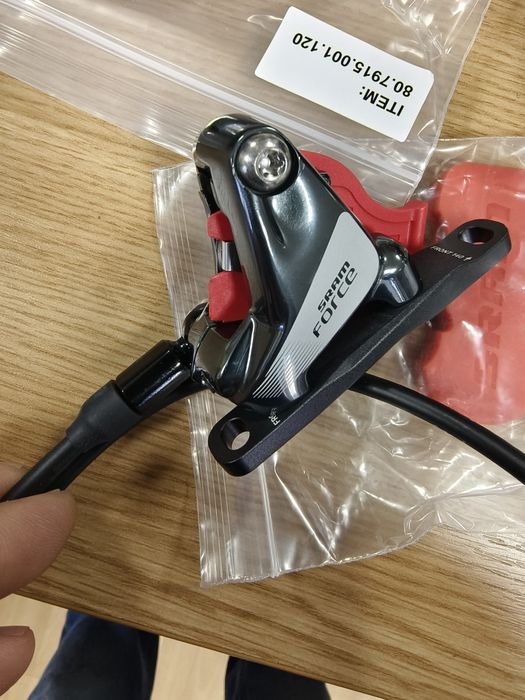 SRAM Force 22 DoubleTap 1/2x11 Хидравлични спирачки - Плосък монтаж