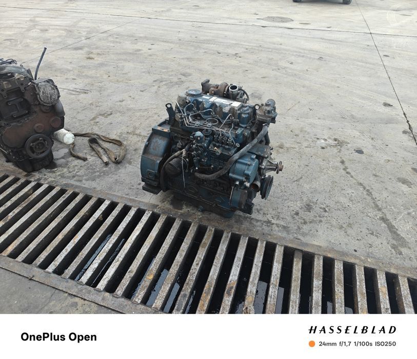Motor Kubota V3300-T