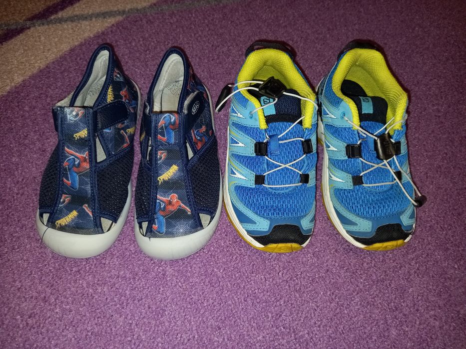 Маратонки на Salomon номер 28 и пантофи номер 29