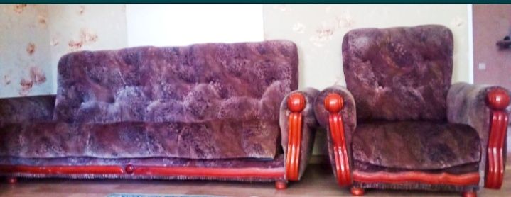 Диван и два кресла