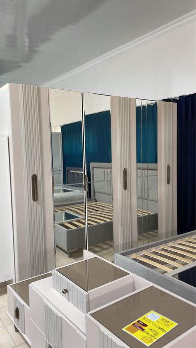 Спальный гарнитур сатылады!