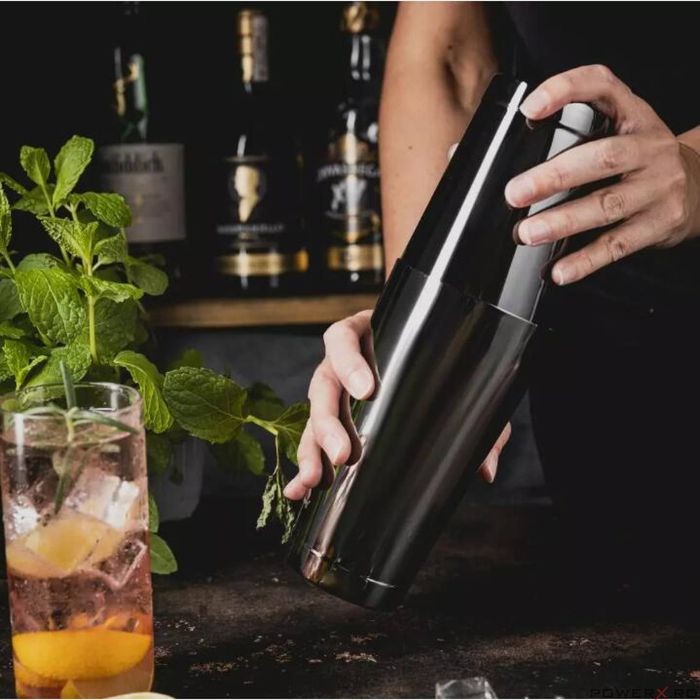 Shaker pentru bauturi si cocktailuri, din inox, 2 recipiente 700 si
