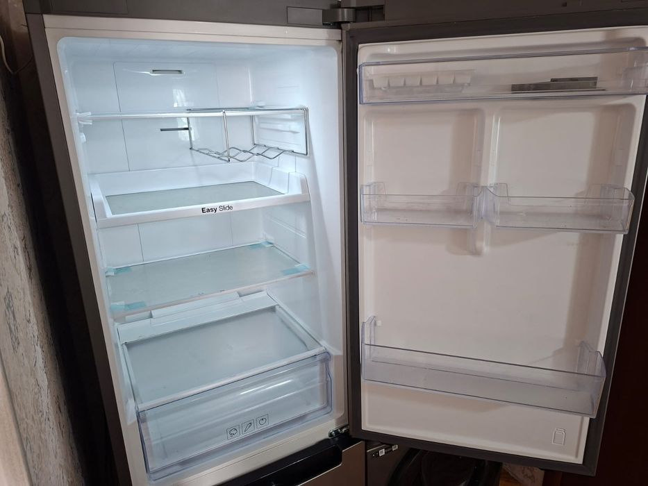 Продам холодильник самсунг