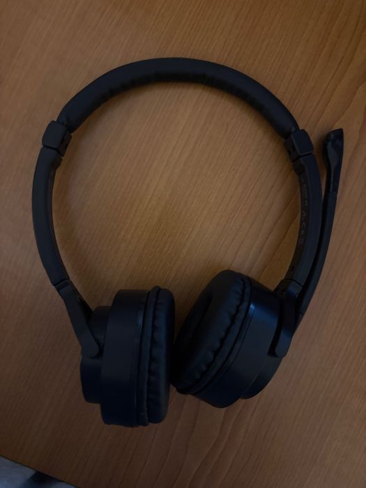 Căști gaming negre