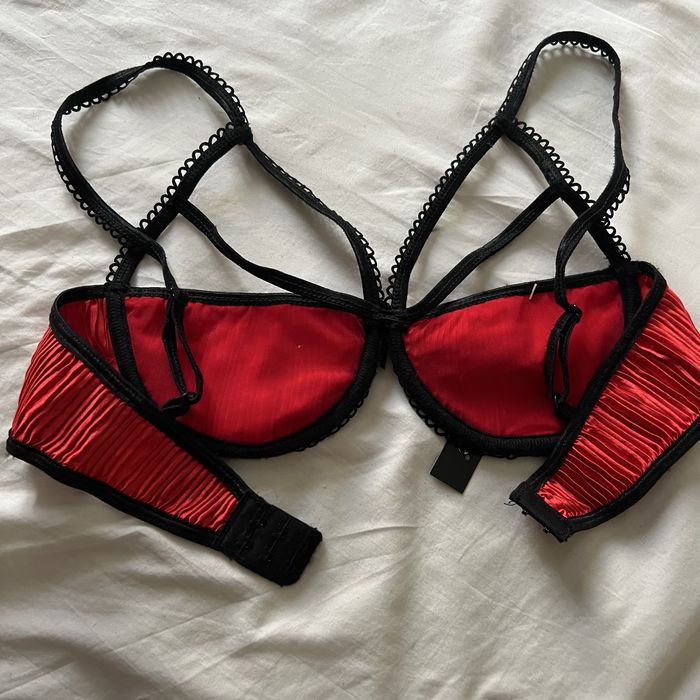 Sutien sexy rosu