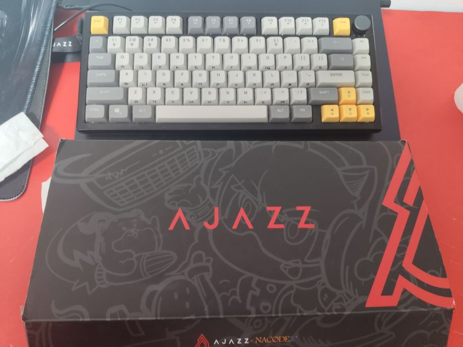 Клавиатура  бренд: Ajazz
