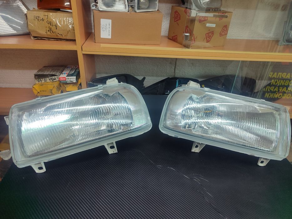 Фары передние на Мазда 626 кронус