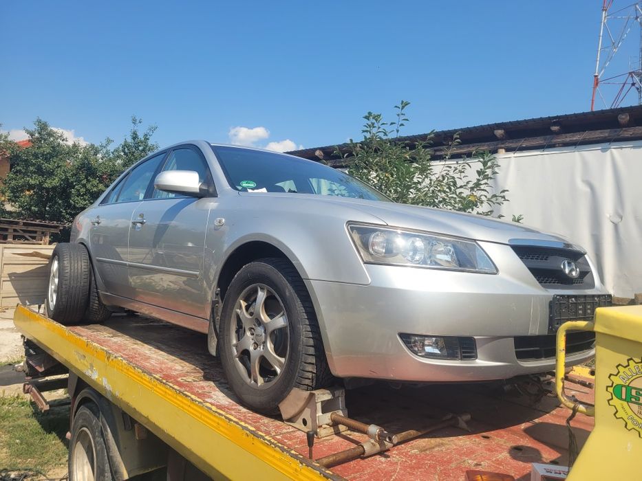 Dezmembrez hyundai sonata2008