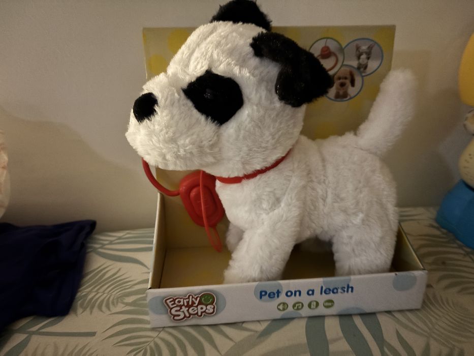 Jucarie interactiva, cu sunete