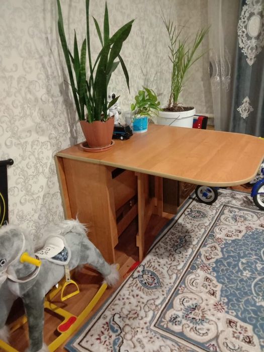 Продам  раскладной стол