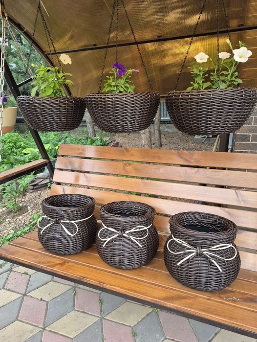 Кашпо из ротанга