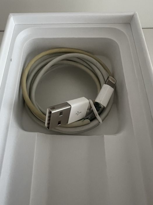 Iphone XS 64gb.