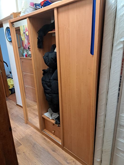 Шкаф Прихожая с зеркалом