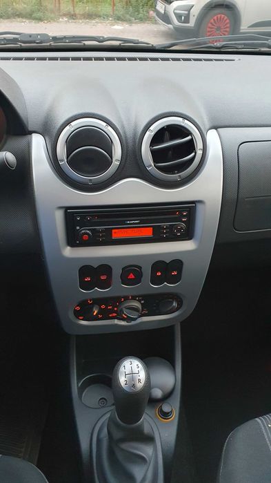 Dacia Logan 1.6 Laureate 2009, 37.700km, clima, istoric reprezentanta, unic proprietar