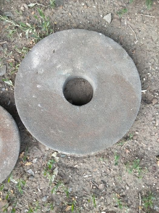 Продам точильные круги
