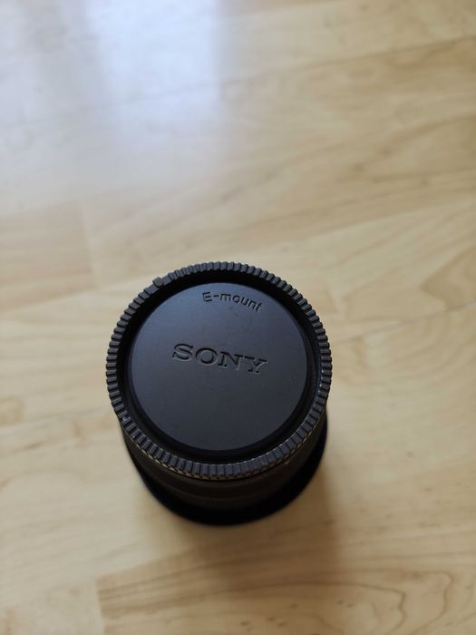 обектив Sony FE 20mm f/1.8 G