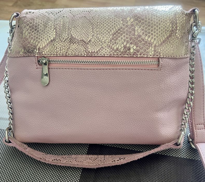 Продам сумку женскую