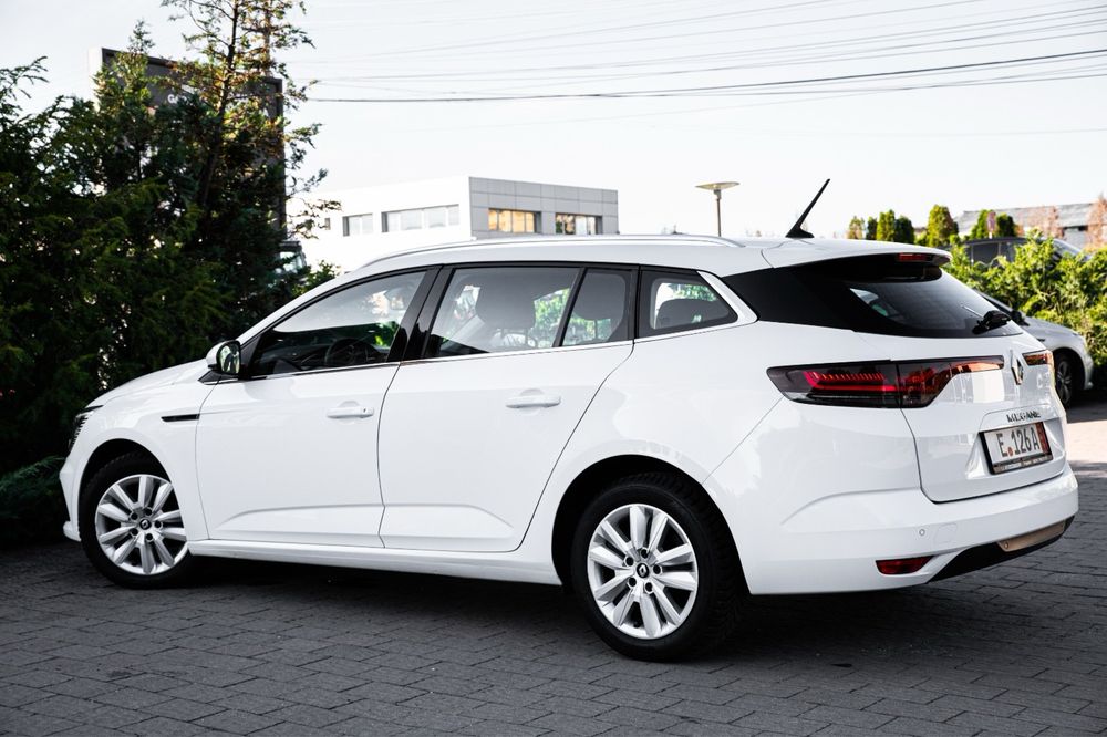 RENAULT Megane 2022 — imagine 3