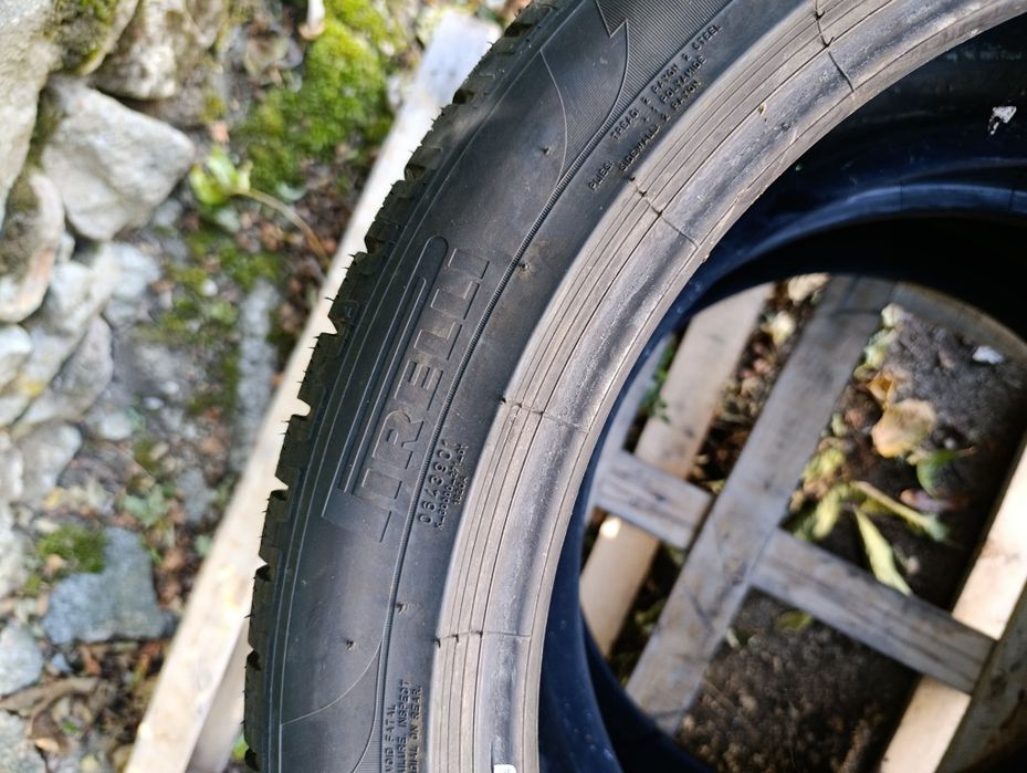 2 бр.Зимни гуми 285/40/20 Pireli DOT3422