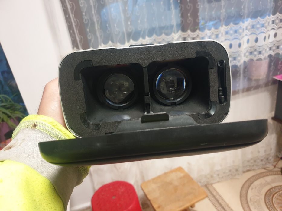 Vr. Очила за виртоална реалност