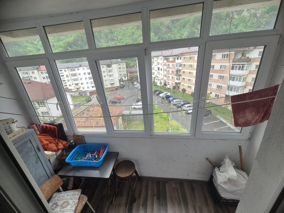 Apartament 2 camere de vânzare – Brezoi, zona Spitalului Orășenesc