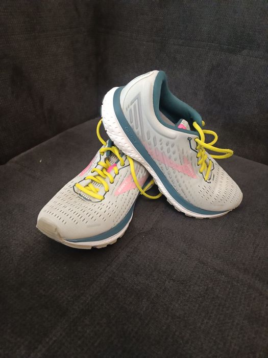 Маратонки Brooks Ghost
