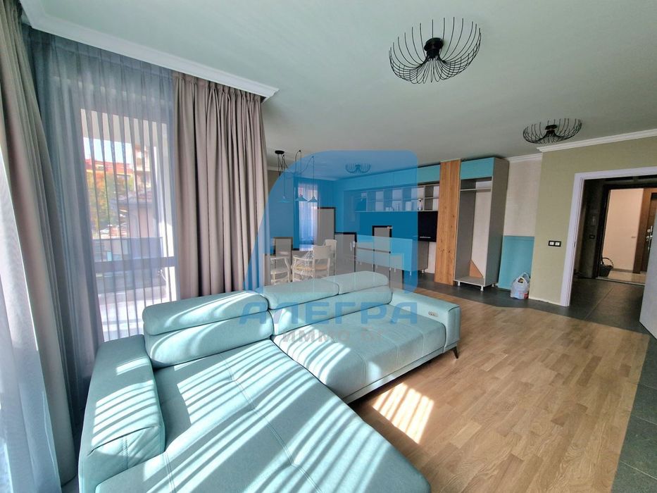 3-стаен в София-Хиподрума площ 120 цена 1250