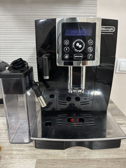 Esspresor automat DeLonghi Cappuccino ECAM 23.460.B