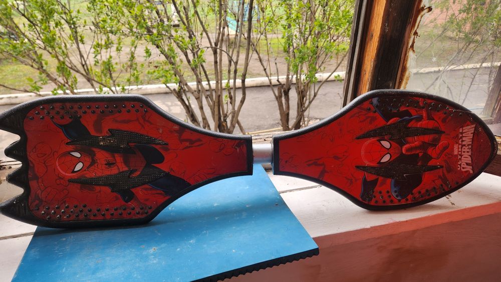 Продам для мальчика и для девочки