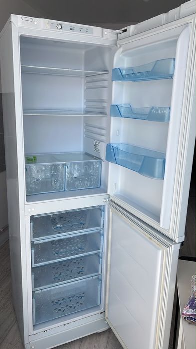 продам холодильник Бирюса 131